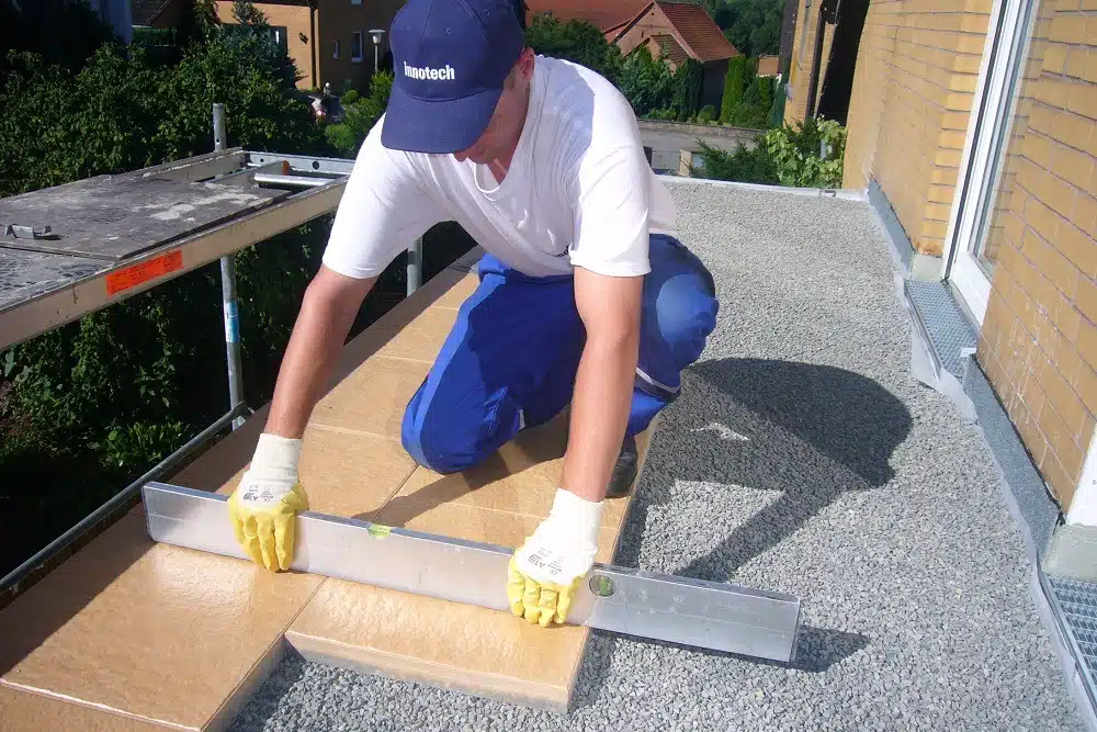 Verlegung der Bodenplatten